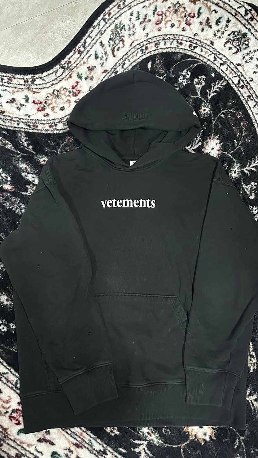 베트멍 블랙 로고 후드티  상품이미지1