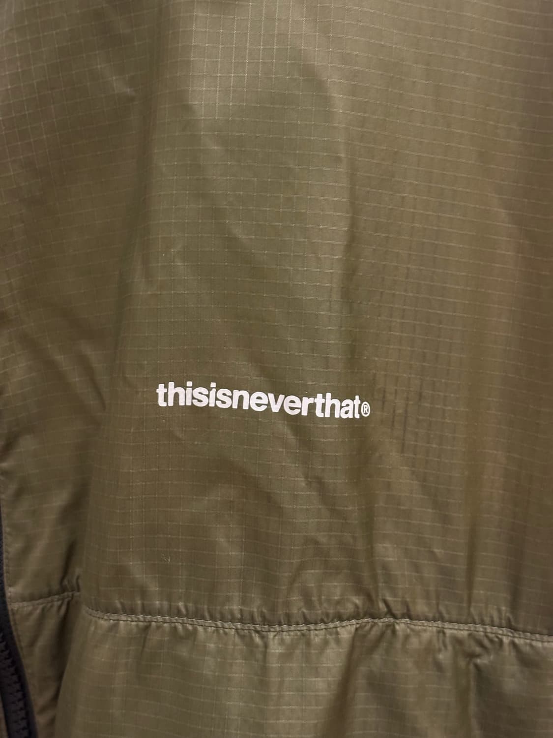 디스이즈네버댓 바람막이 카키색 xl 상품이미지3