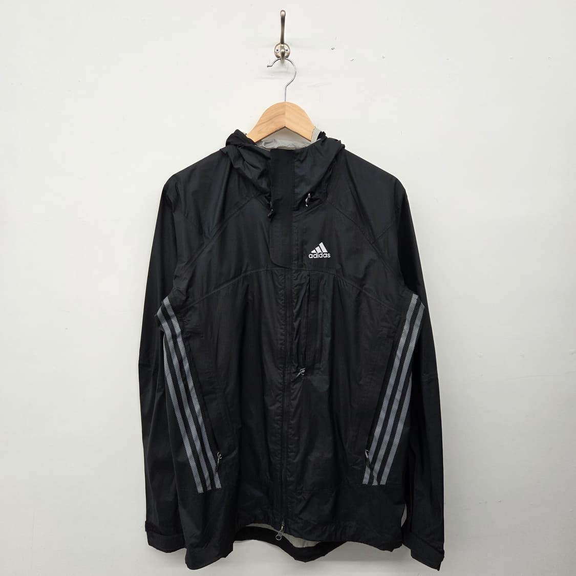 아디다스 블랙 3선 바람막이 후드 자켓 남L 상품이미지1