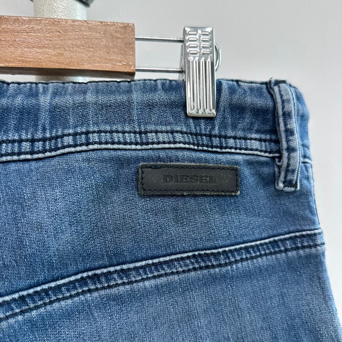 디젤 이태리 디스트로이드 워싱 팬츠 상품이미지8