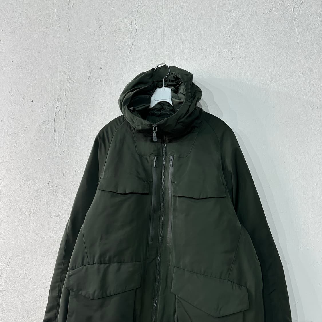 유니클로 화이트마운티니어링 패딩 100 상품이미지2