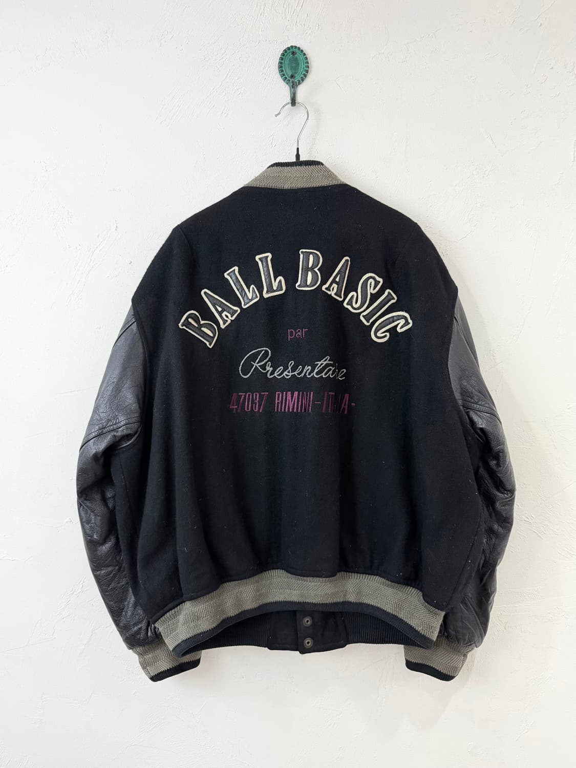 90s BALL ITALY 카우레더 슬리브 바시티 자켓 상품이미지3