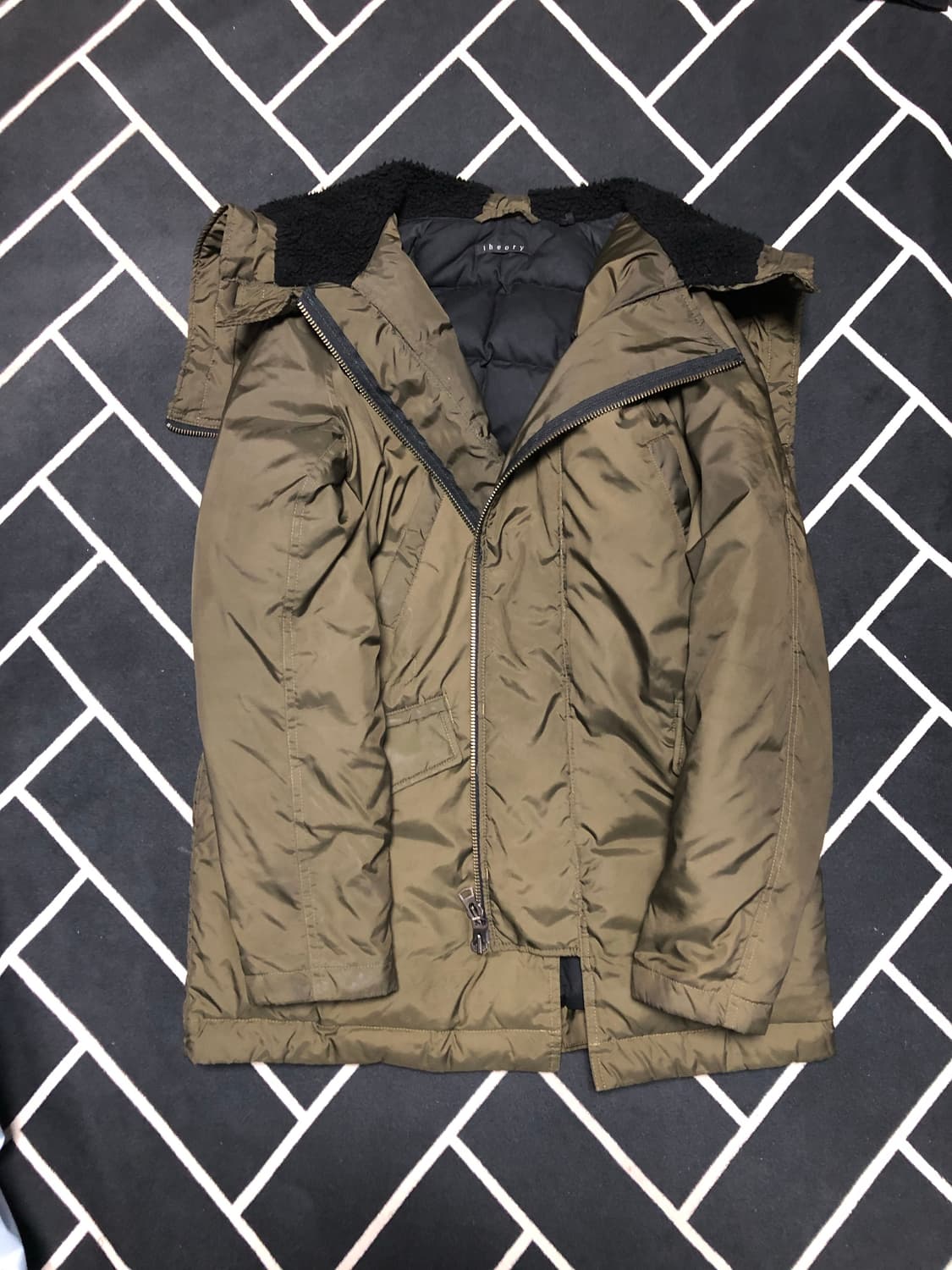 (횡재가)띠어리 시어링 무스탕 사선패딩/몽클레어타임스톤우영미톰포드에르메스 상품이미지10