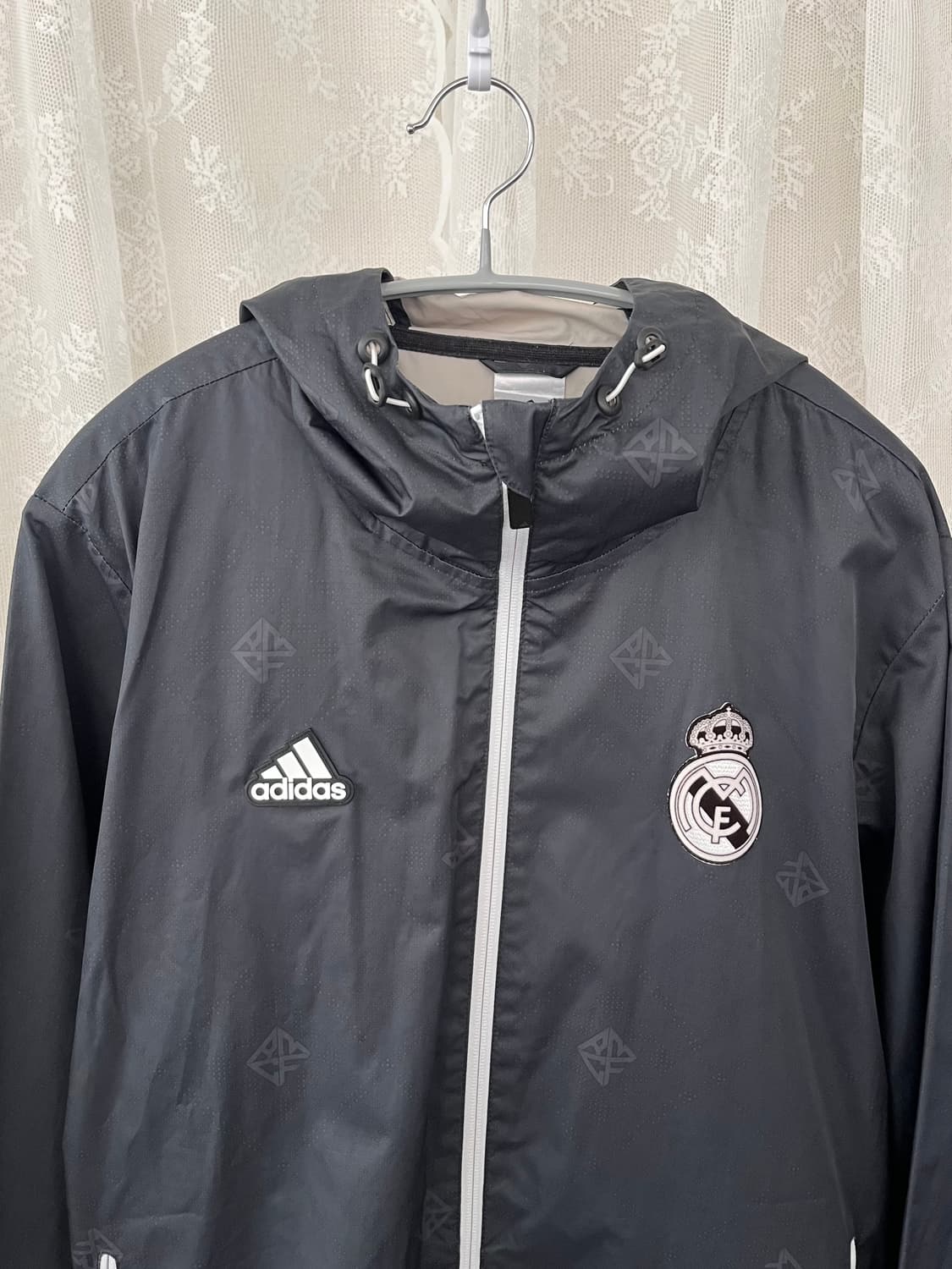 105) 아디다스 레알마드리드 바람막이 LT 올오버프린트 자켓 상품이미지2