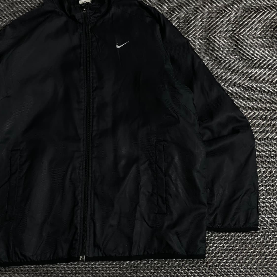 나이키 스우시로고 블랙 바람막이 자켓y 3607 상품이미지3