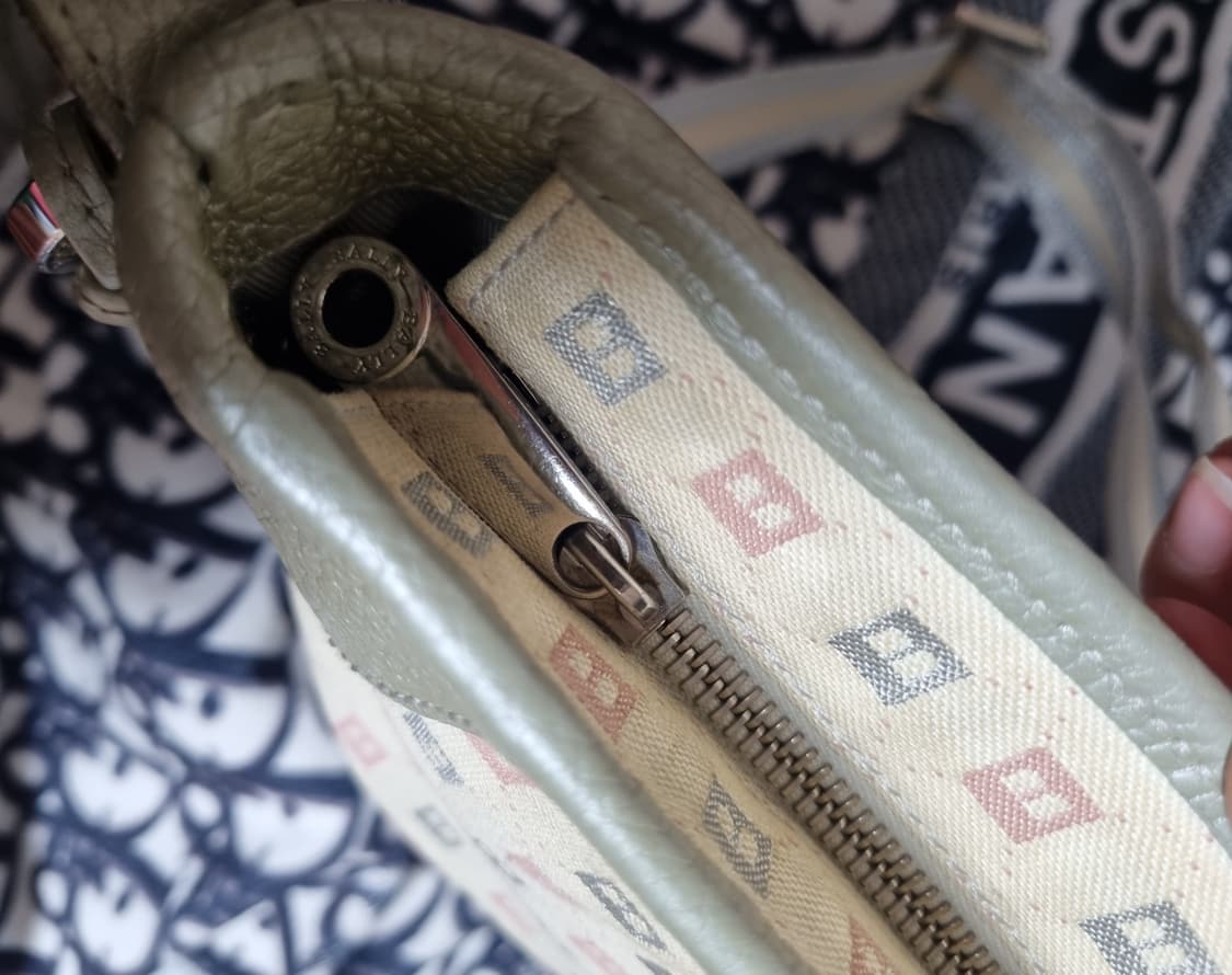 정품) 발리 크로스백  상품이미지6