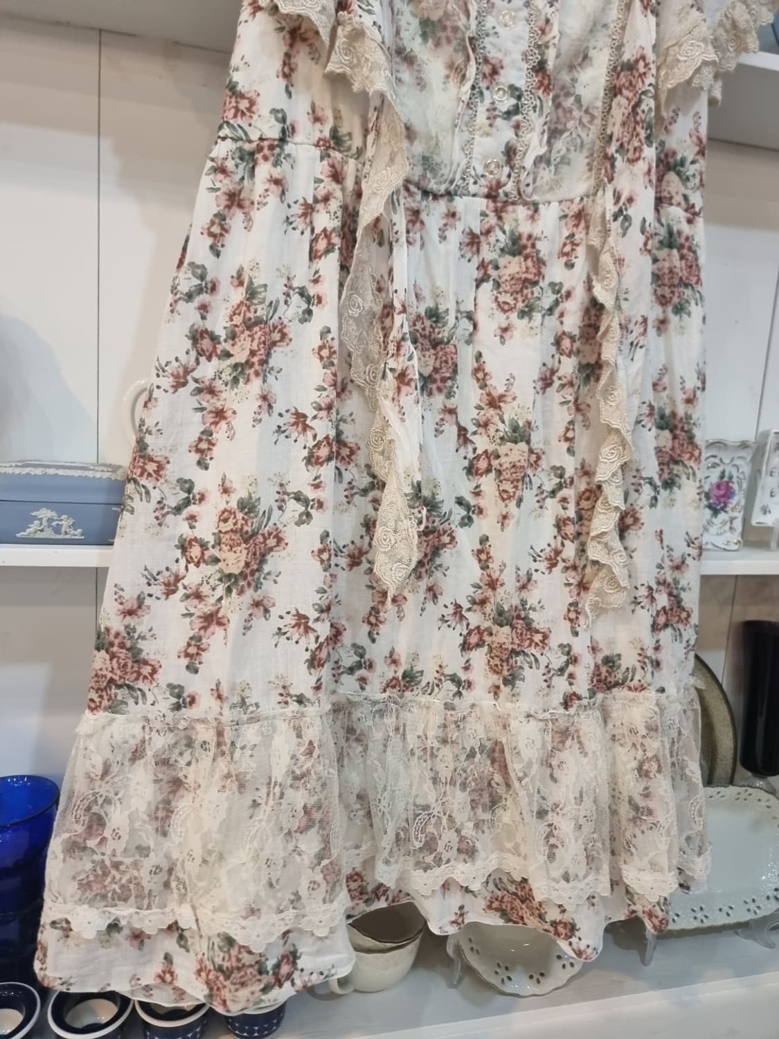 axes femme(악시즈팜므) 빈티지로즈 레이스 프릴 원피스 상품이미지3