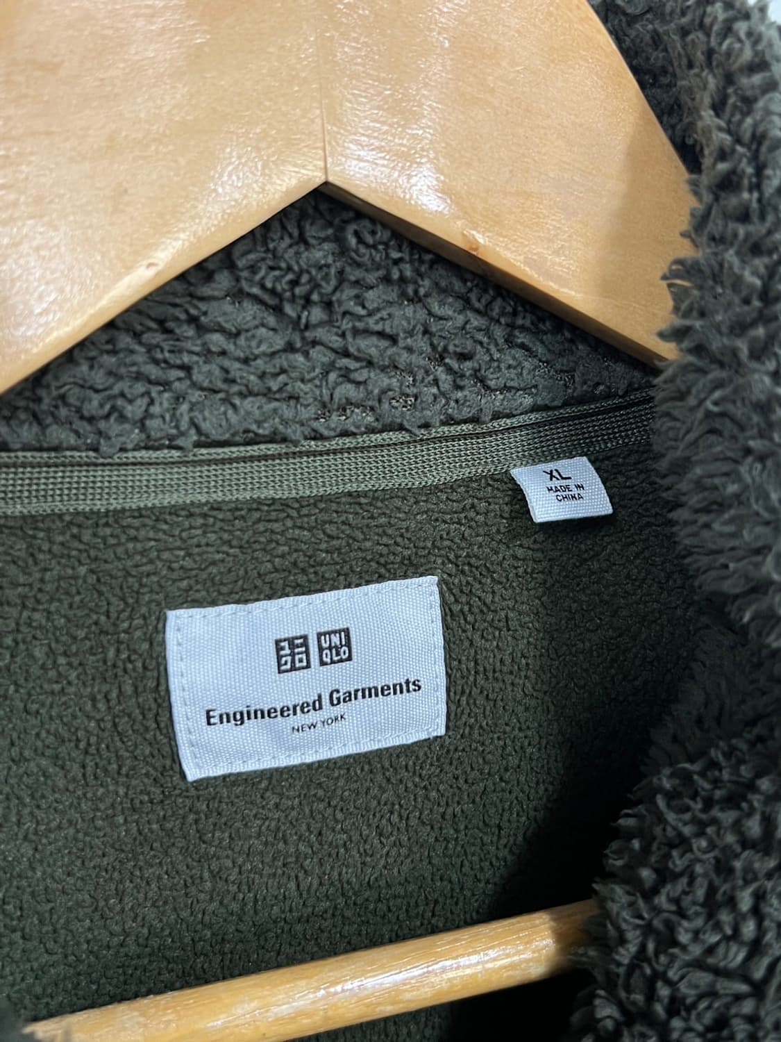 유니클로 엔지니어드 가먼츠 포켓 밀리터리 카키 후리스 집업 상품이미지4