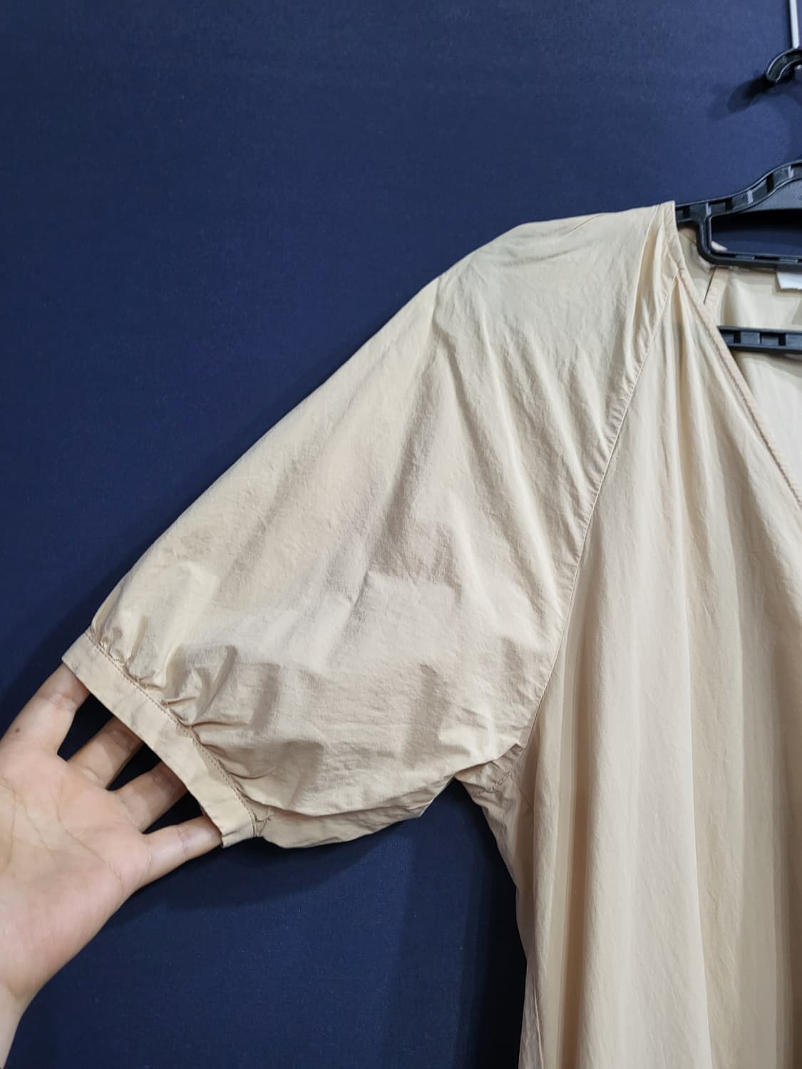 코스 코튼면 브이넥 롱원피스 상품이미지3