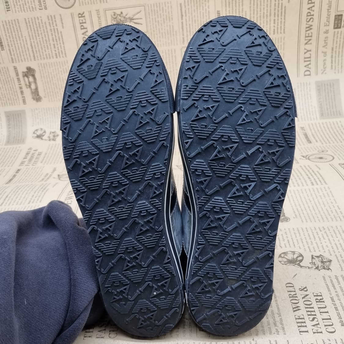 아르마니진스 여성스니커즈240 상품이미지3