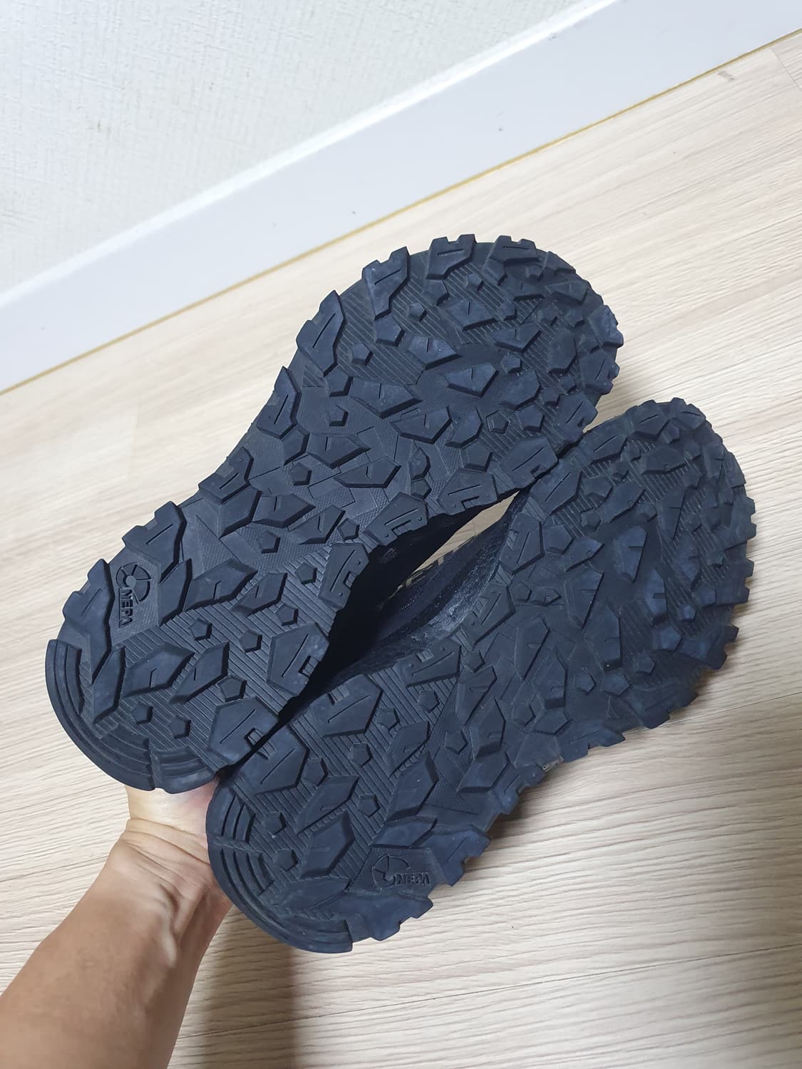 네파 고어텍스 트레킹화 260 상품이미지7