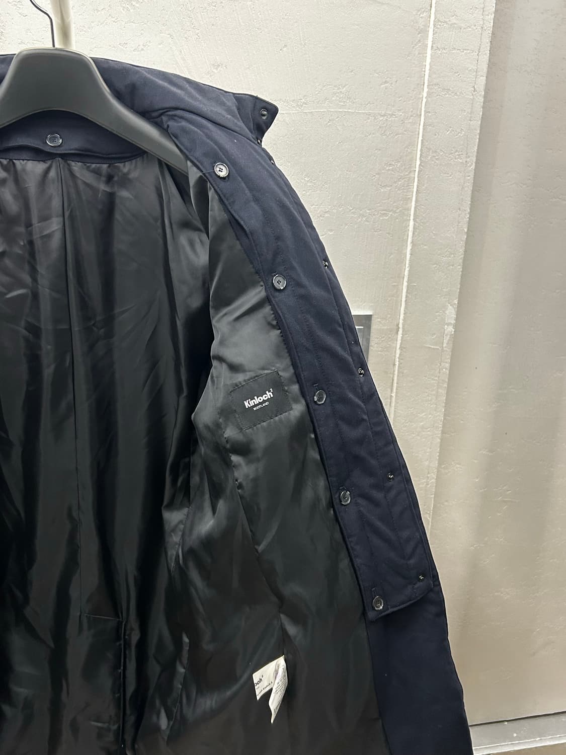 영국 감성 킨록(Kinloch) 네이비 컬러 퀼팅 다운 롱 코트 상품이미지5