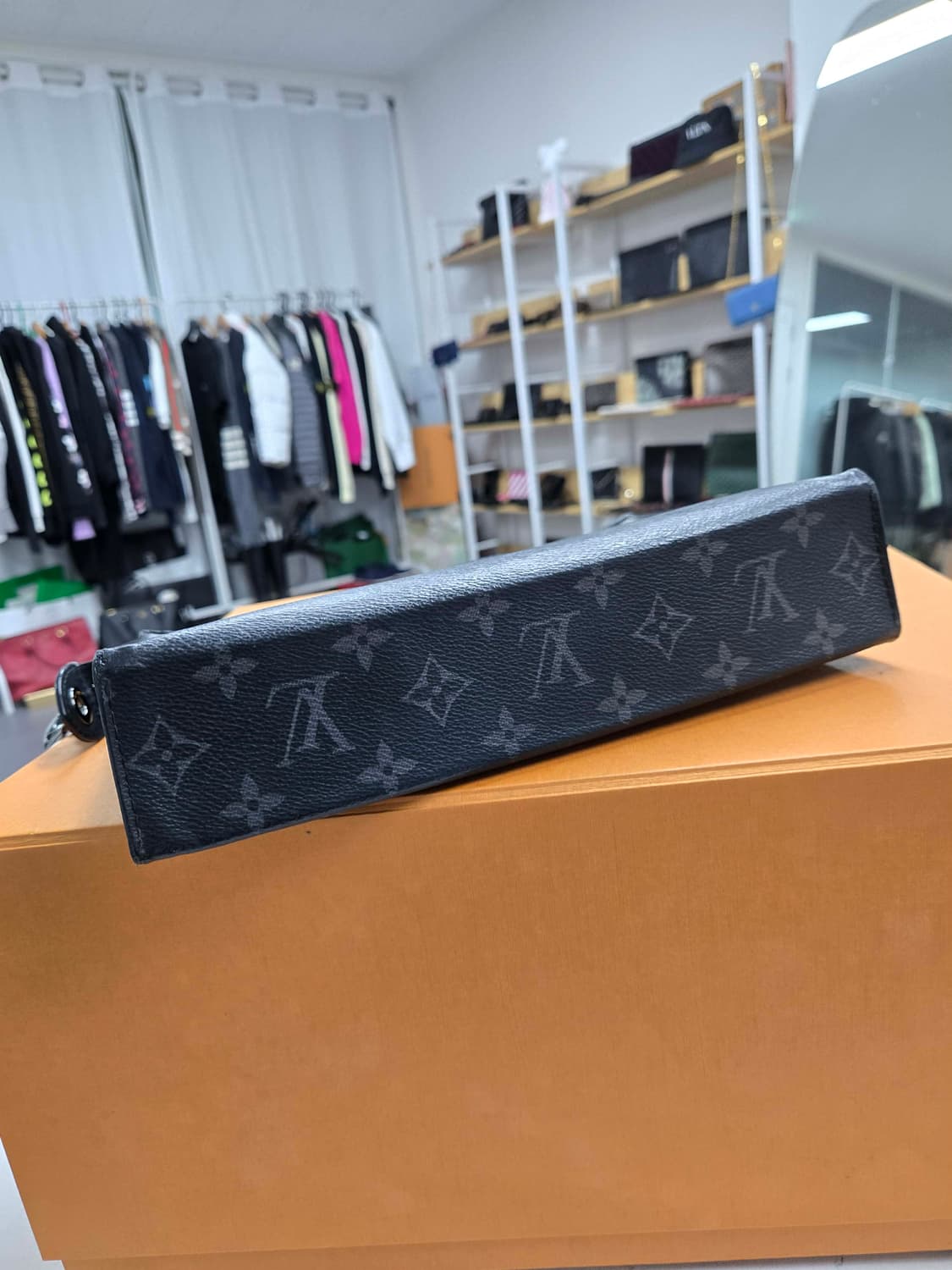 [A급컨디션] 루이비통 이클립스 보야주 클러치백 상품이미지2