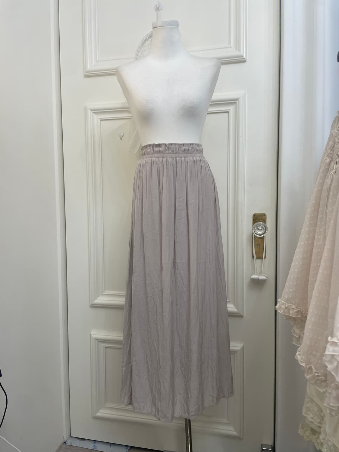 sheer gray wrinkle banding skirt(size-F) 상품이미지1