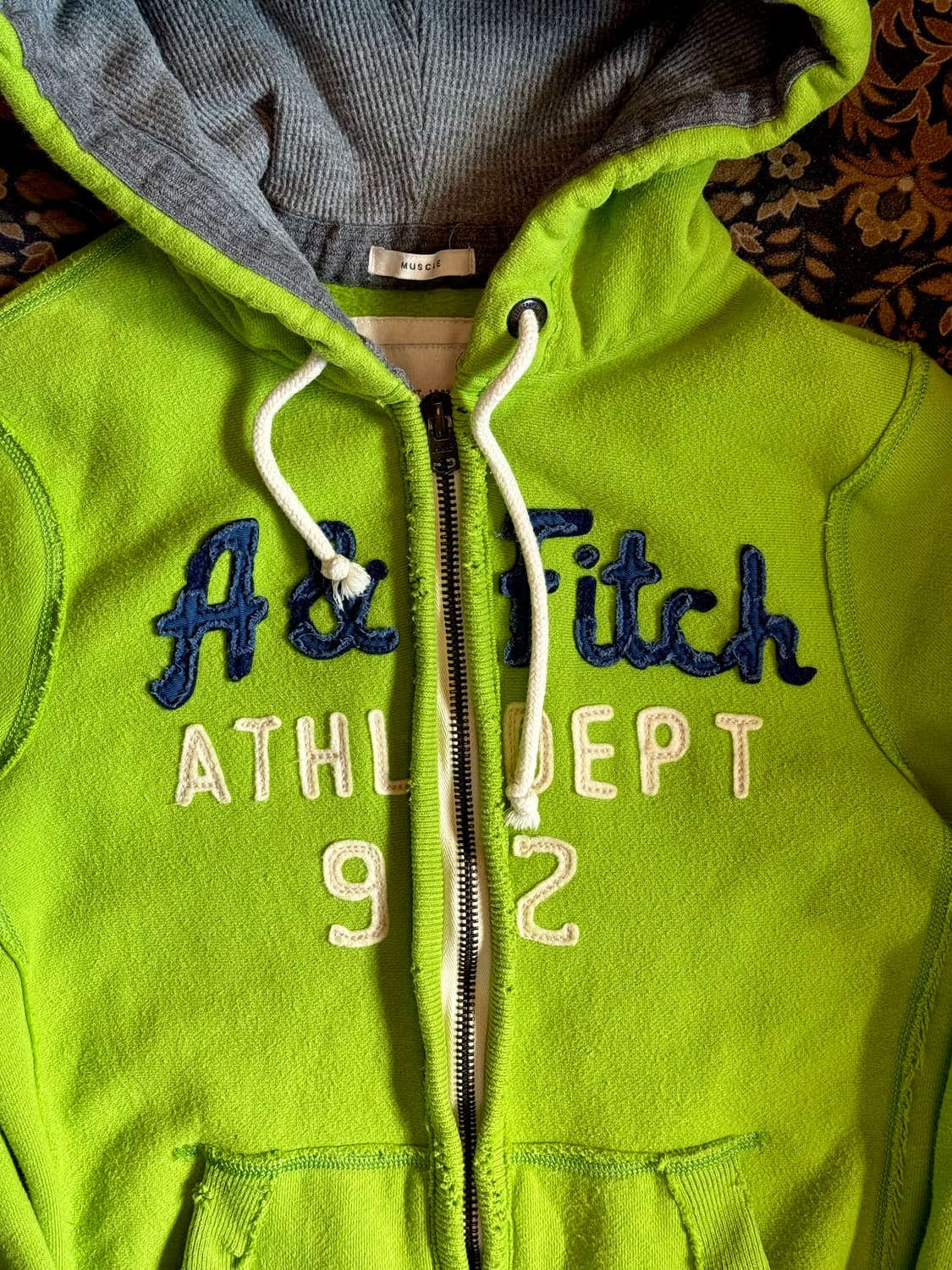 아베크롬비 아플리케로고 후드집업 레몬라임 상품이미지2