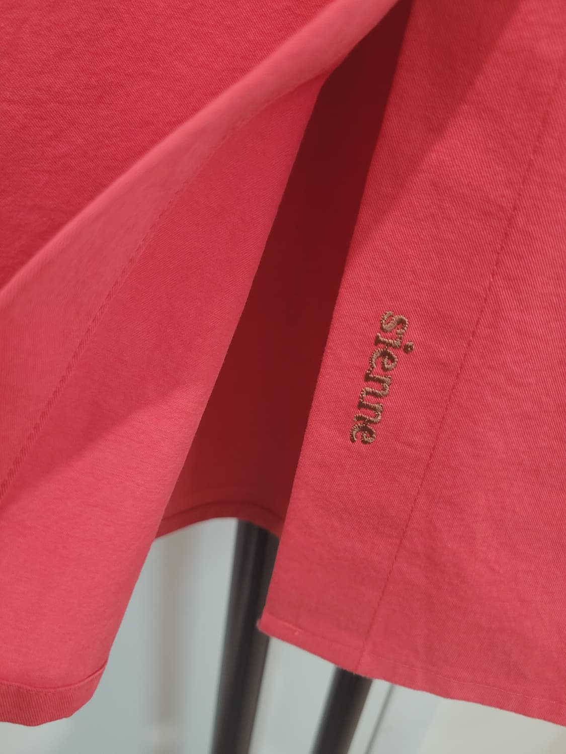 시엔느(SIENNE) 포플린 로고 셔츠 빈티지 레드 55~77 상품이미지5