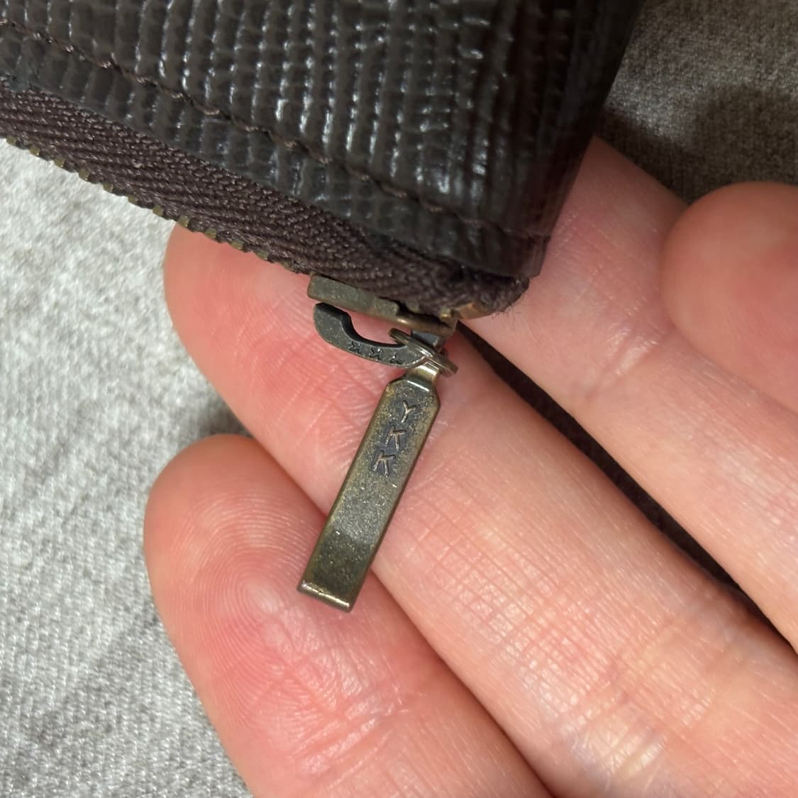 일본구매 고급 다크 브라운 장지갑 남녀공용 상품이미지3