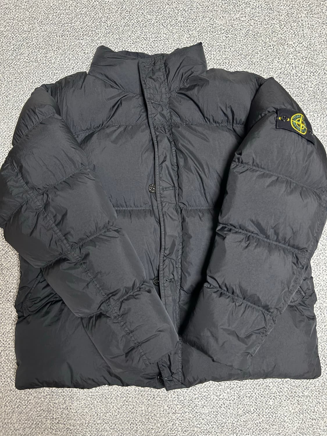 [XL/택포] 24FW 스톤아일랜드 크링클랩스 패딩 상품이미지1