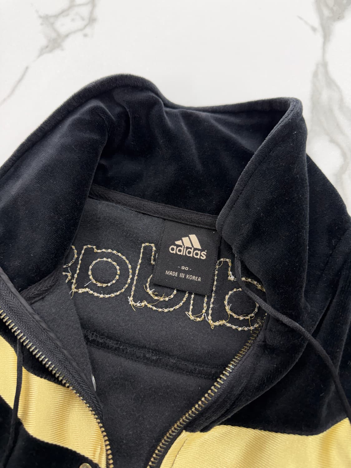 아디다스 벨루어 블랙 트랙탑 상품이미지4