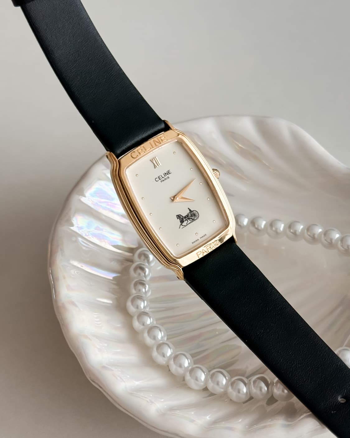 셀린느 탱크 스퀘어 시계 상품이미지1