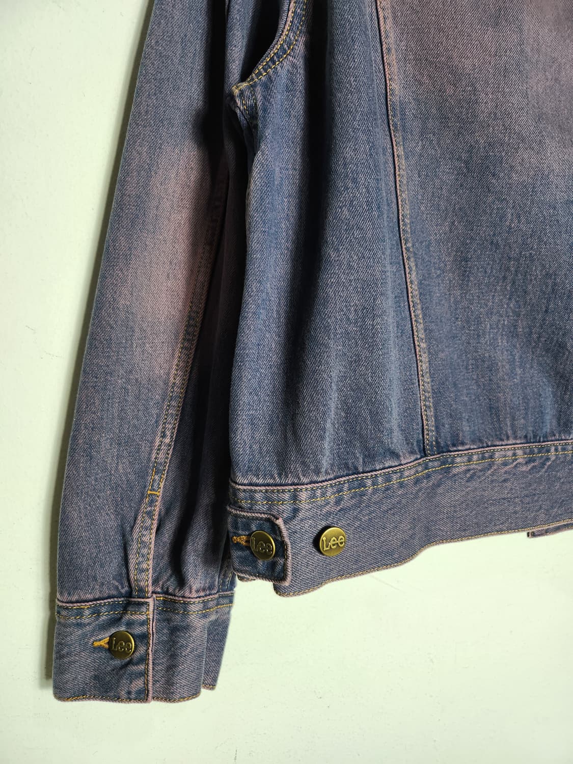 Lee Fallett 워싱 데님 트러커 자켓 상품이미지6