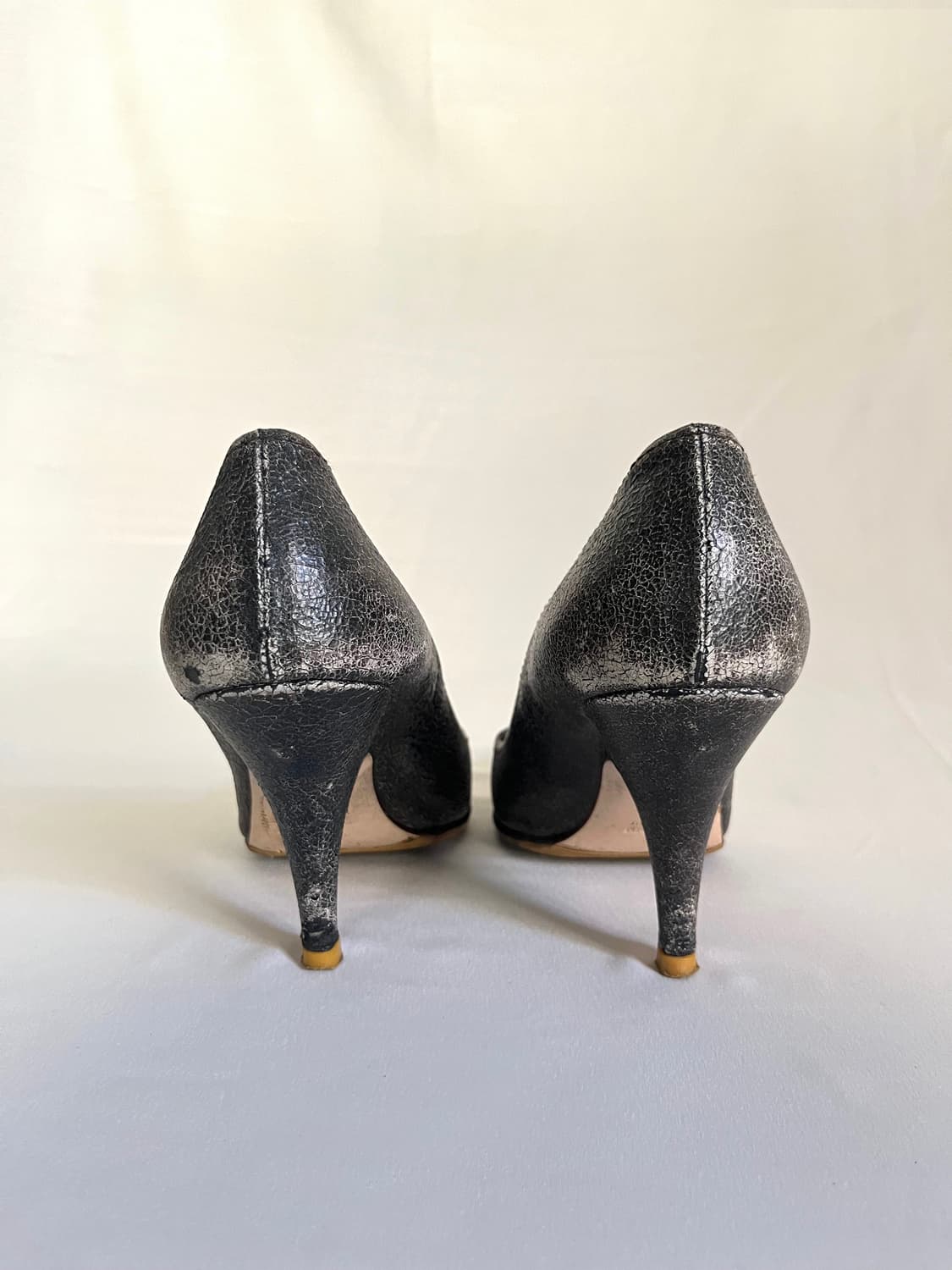 MiuMiu Cracked Leather heels 상품이미지7