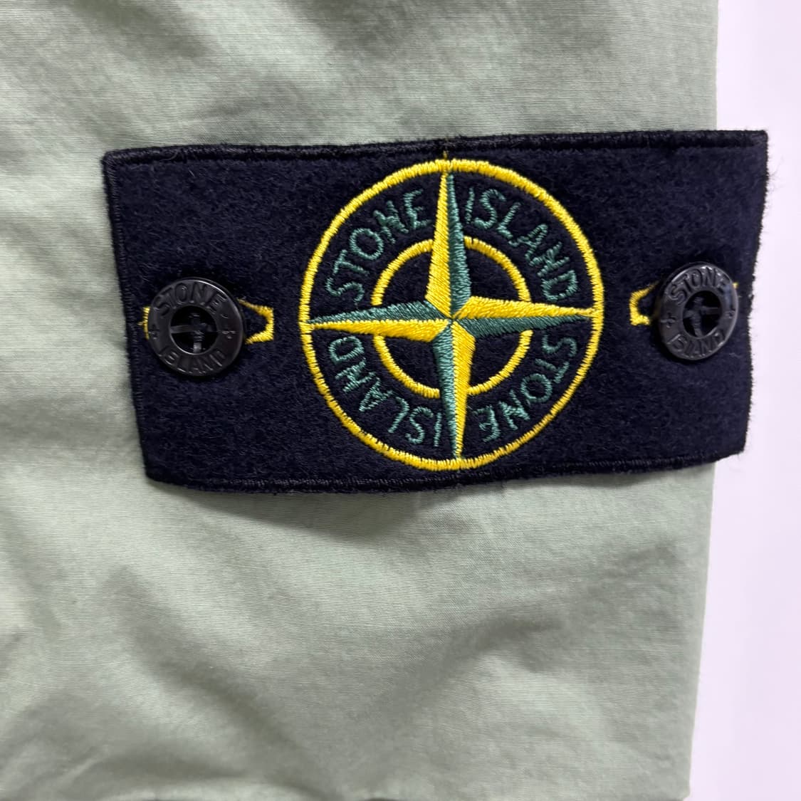 [30]스톤아일랜드 와펜패치 조거팬츠 상품이미지2