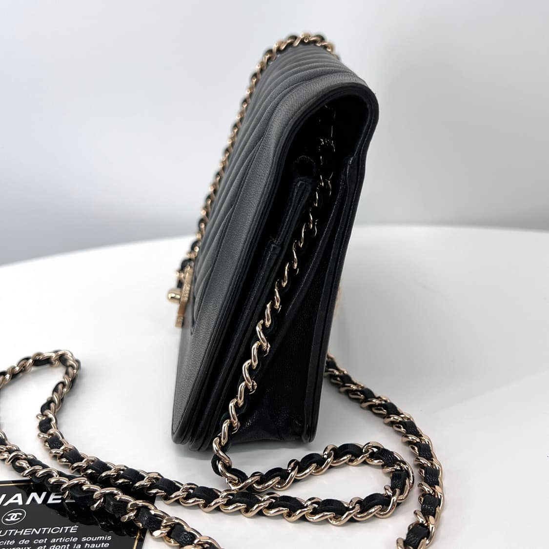 샤넬 마드모아젤 WOC 체인 크로스백 블랙 상품이미지5