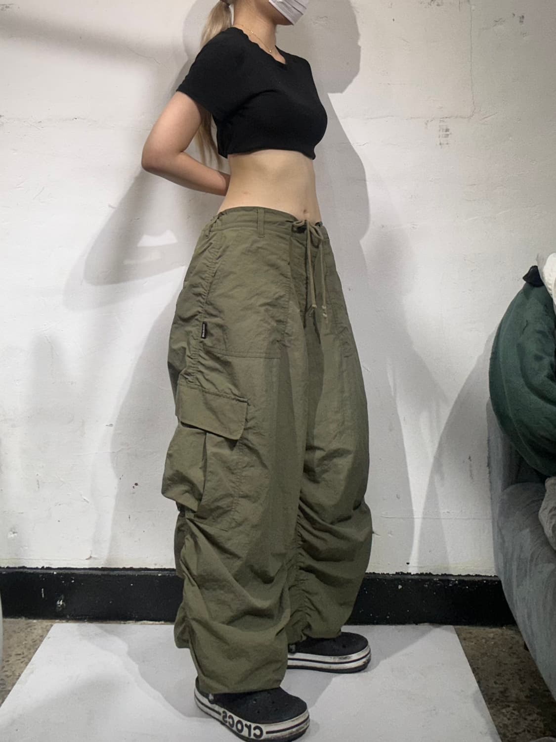 엑스톤즈 곱창 와이드 벌룬 올리브 카키 카고 팬츠 L 상품이미지1