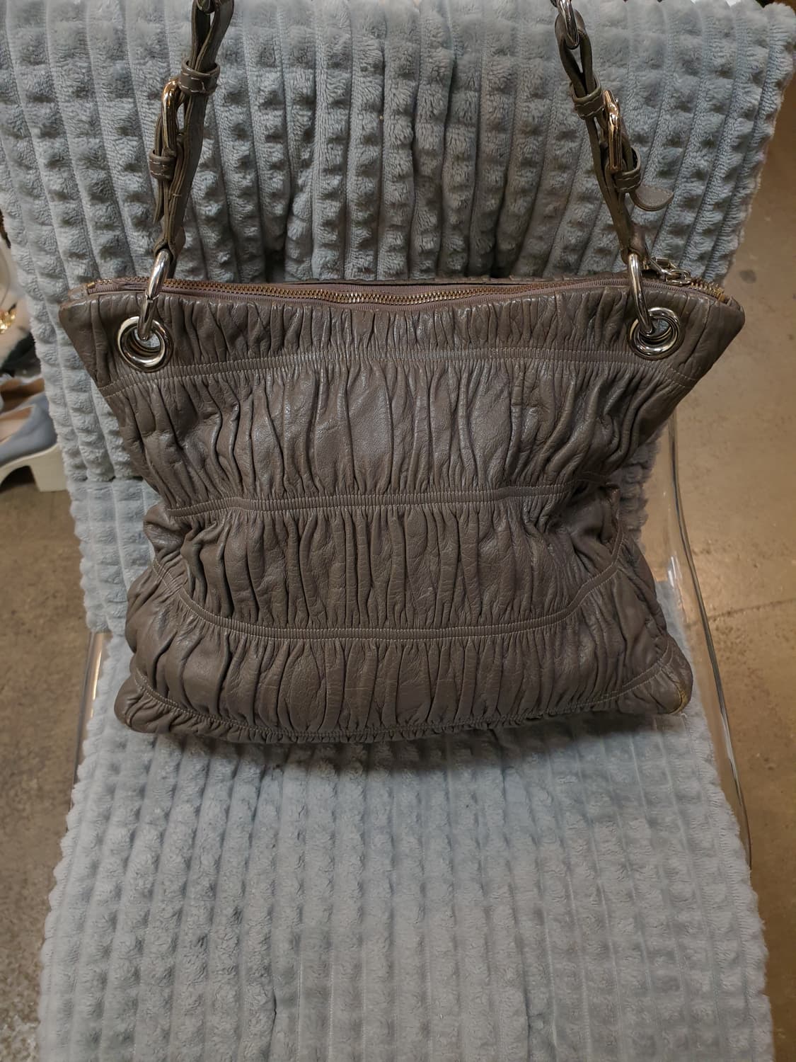 프라다 고프레 가죽 숄더백 상품이미지3