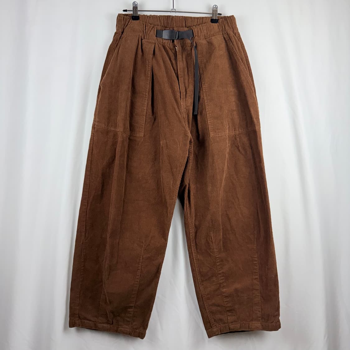 (L) 미니멀프로젝트 퍼티그 벌룬 코듀로이 팬츠 브라운 상품이미지2