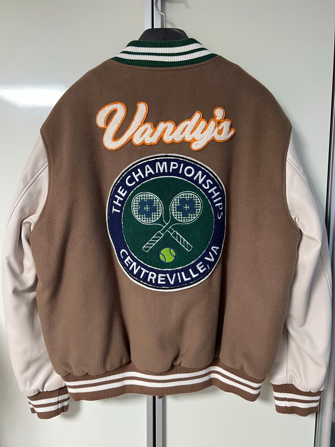 반디더핑크 테니스 바시티 L사이즈 상품이미지2