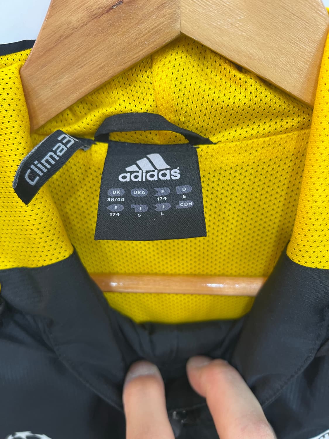 아디다스 첼시 챔피언스리그 바람막이 자켓 상품이미지3