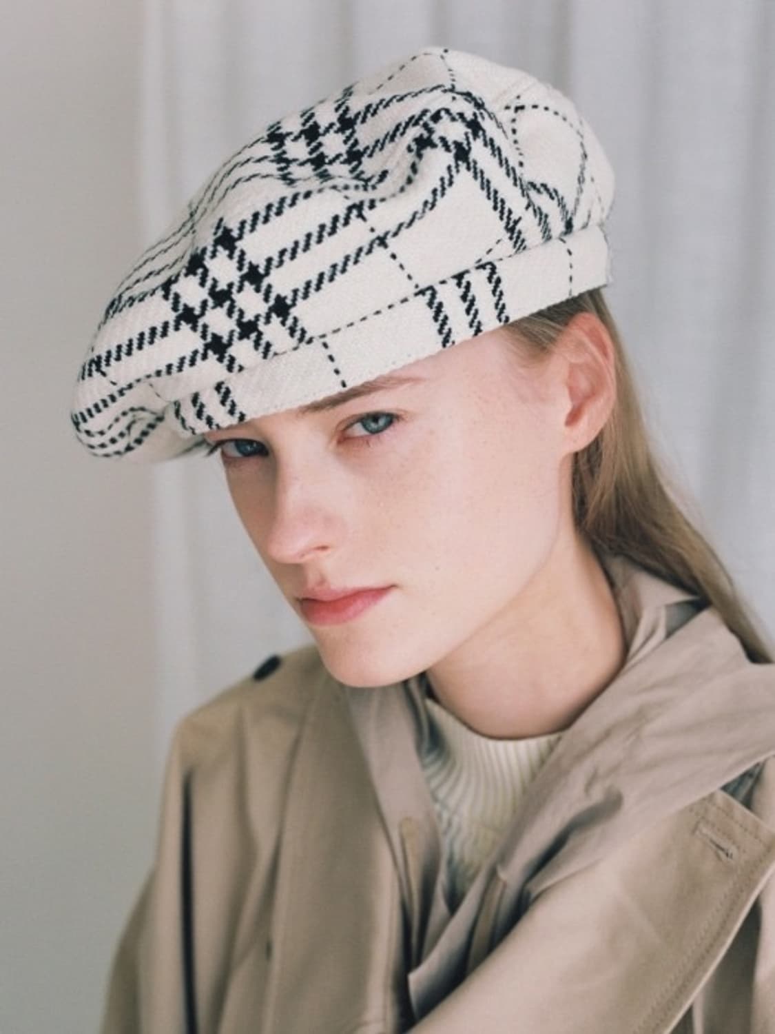 어썸니즈 클래식 베레모 체크 화이트  상품이미지1