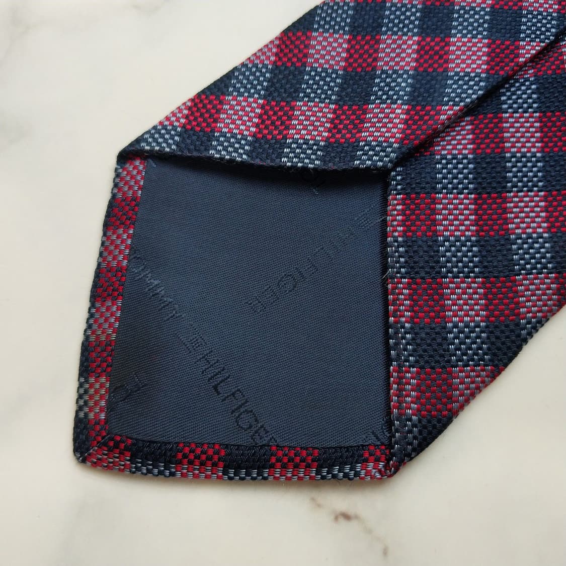 타미힐피거 네이비&레드 깅엄체크 넥타이 8cm A+ 등급 k756
 상품이미지7