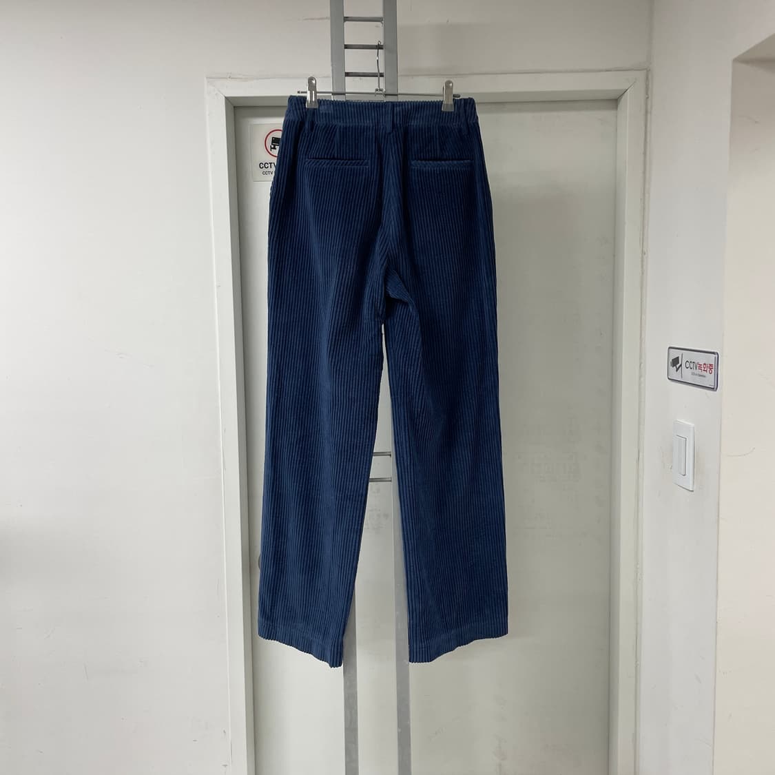 NEUL 코듀로이 팬츠 블루 S(W) 상품이미지5