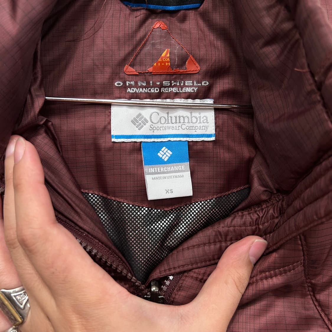 컬럼비아 아웃도어 옴니히트 경량 패딩자켓 상품이미지3