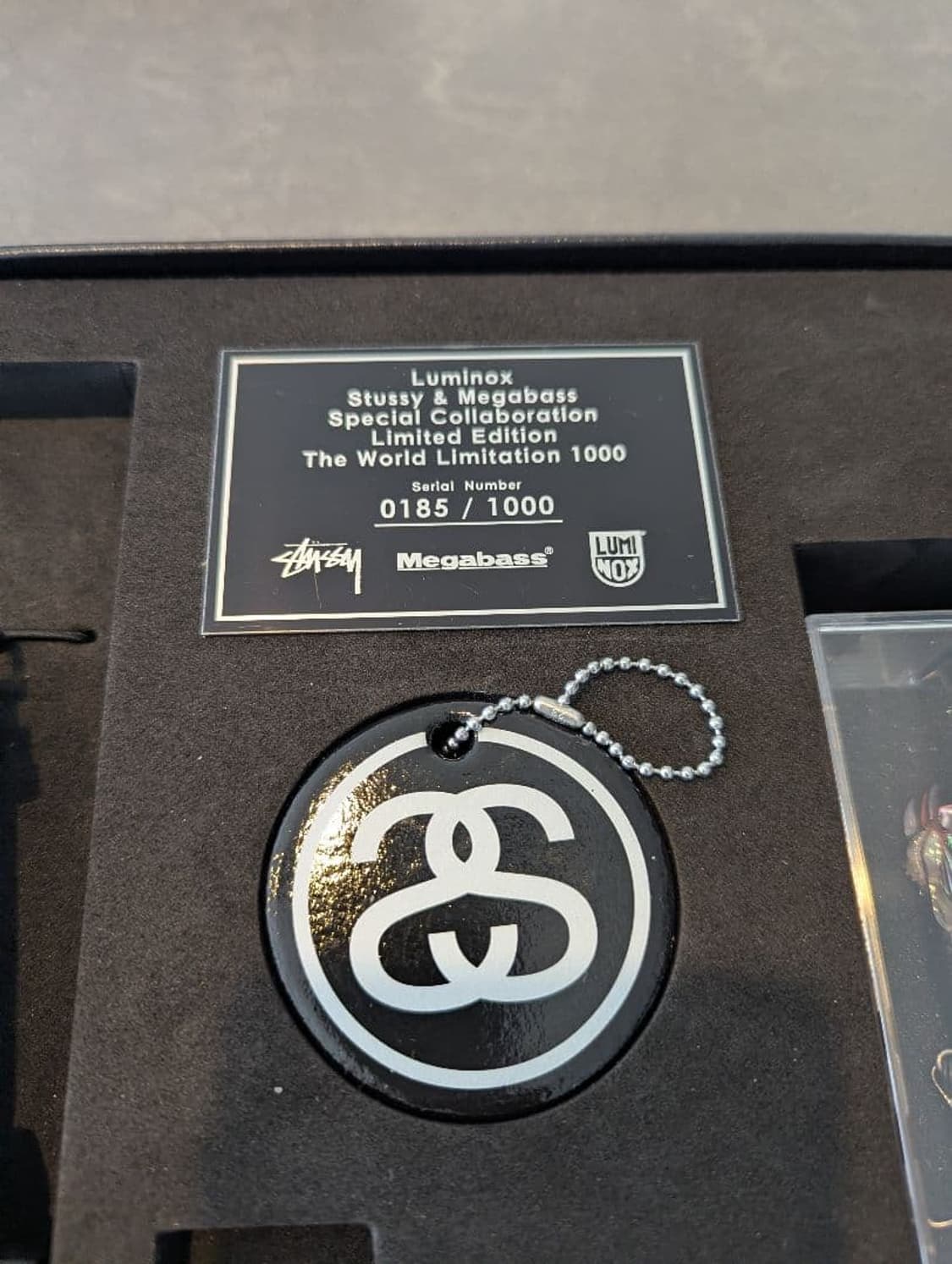 0185/1000 스투시 x 루미녹스 x 메가배스 한정판 시계 상품이미지8