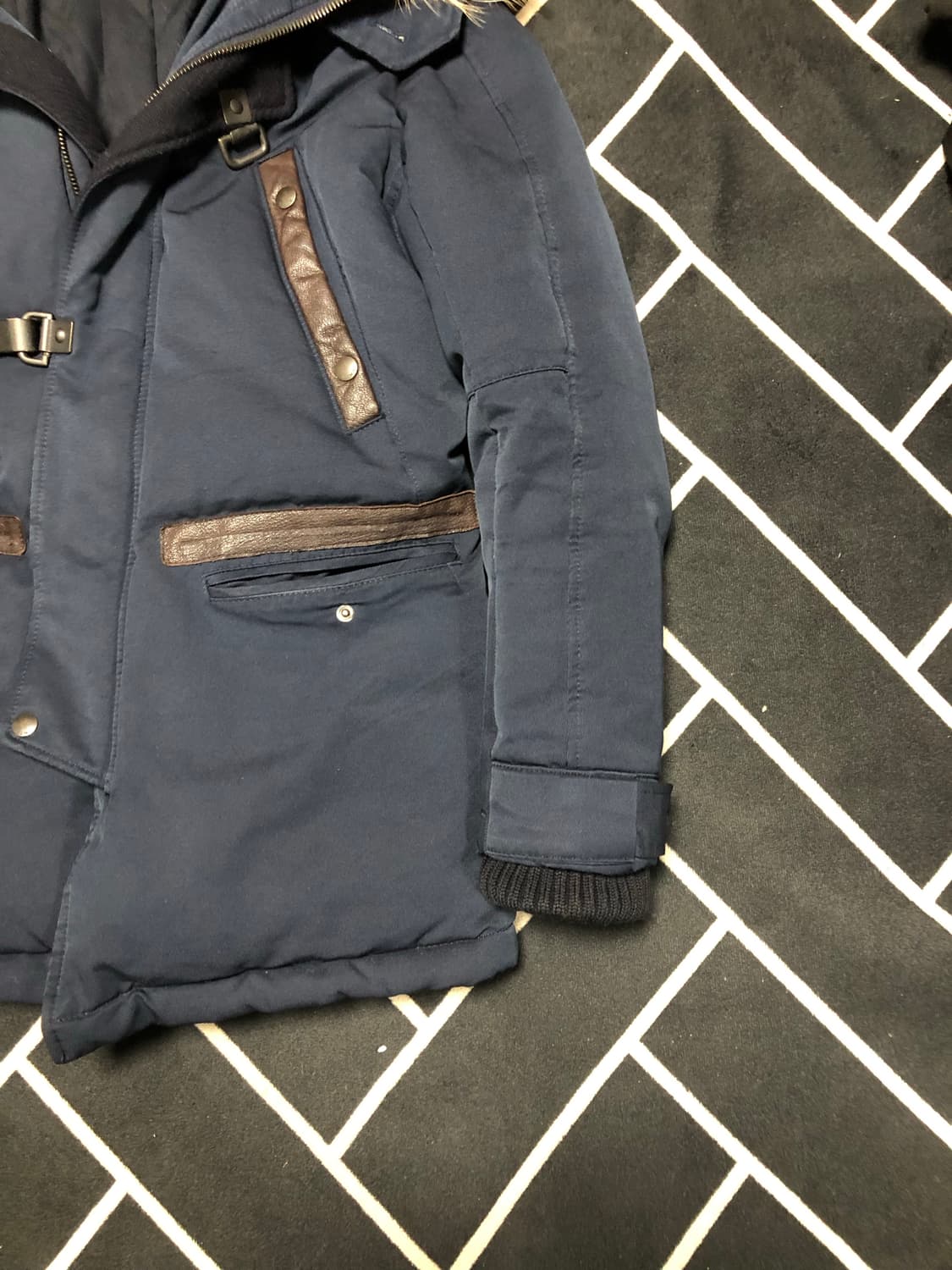 (횡재가)타임옴므 라쿤퍼 버클 구스패딩/솔리드 무스탕 톰포드 몽클레어 상품이미지4