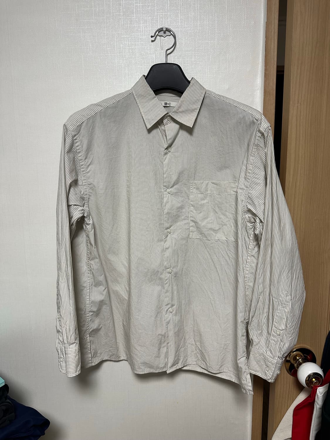 유니클로 브로드클로스오버사이즈 셔츠 상품이미지2