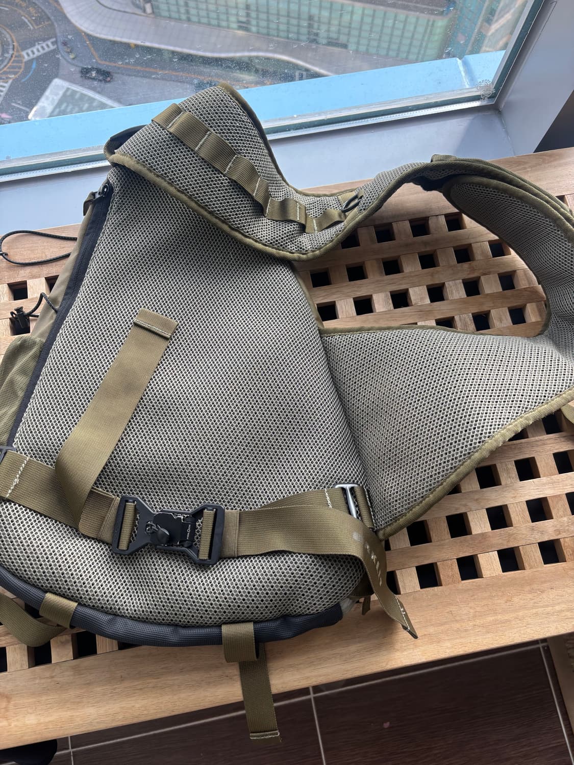 오클리 래태튜드 슬링백 상품이미지2