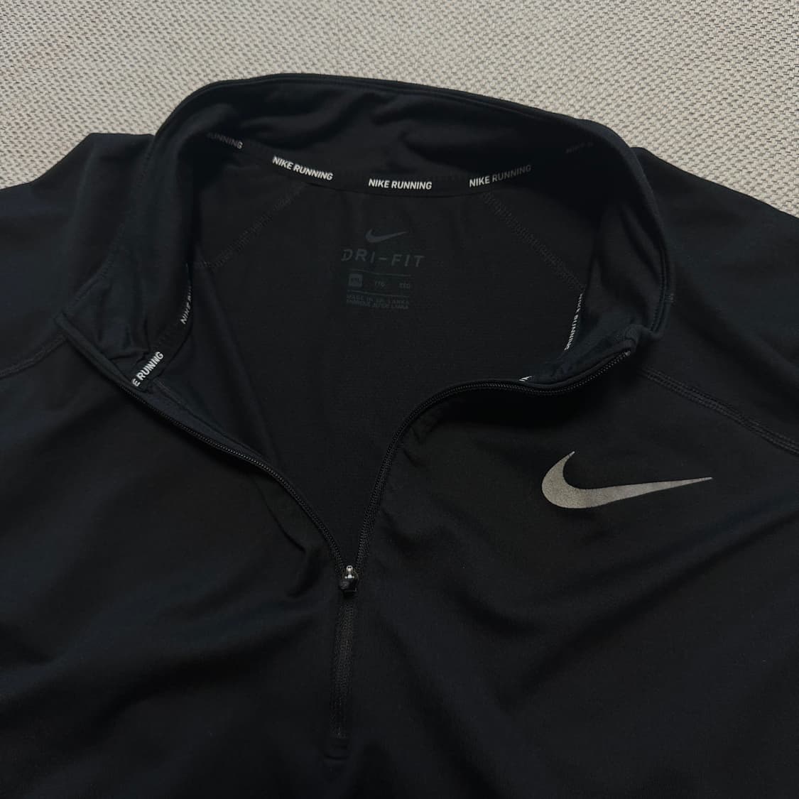 나이키 러닝 드라이핏 하프집업 탑 상품이미지3