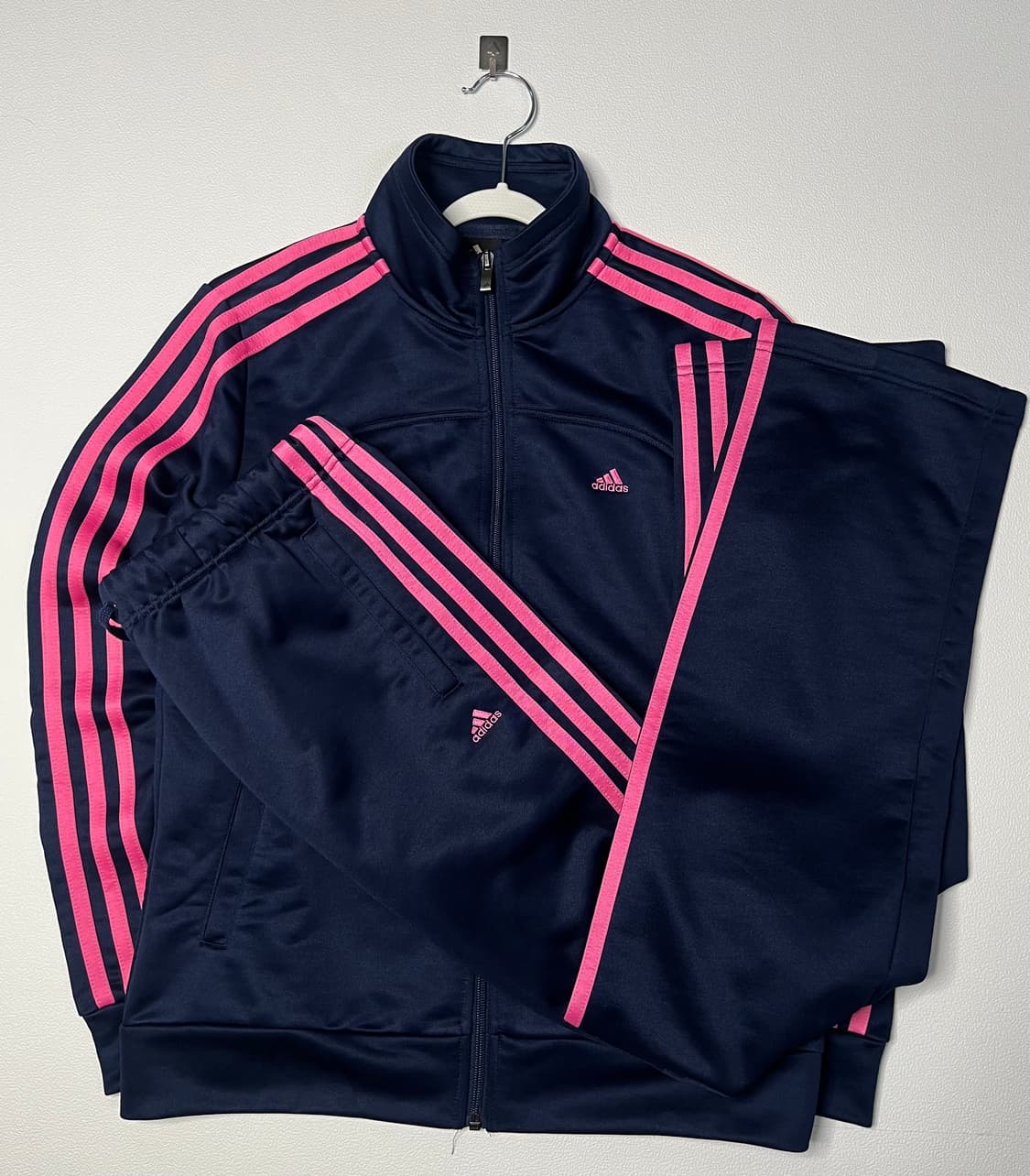 아디다스 핑크 삼선 트레이닝복 세트 상품이미지1
