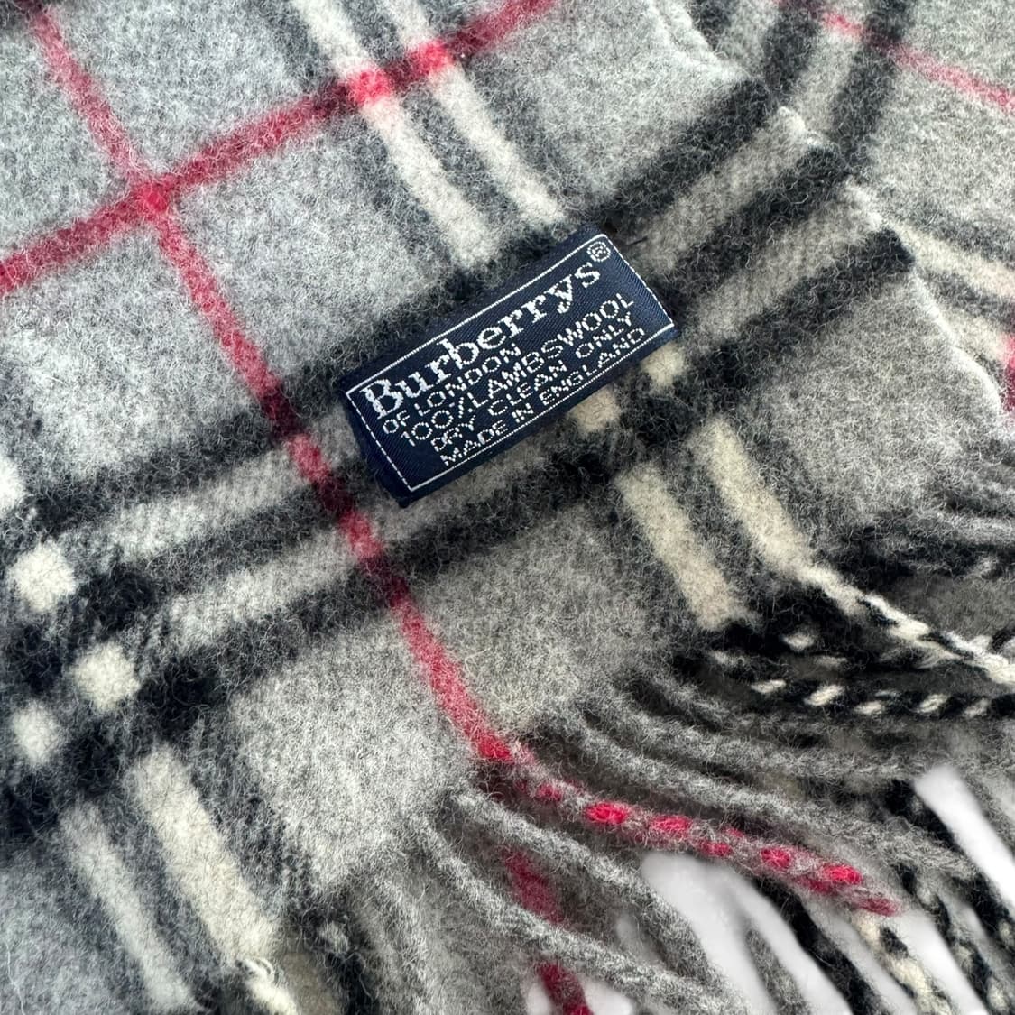 정품 버버리 노바체크 그레이 머플러 상품이미지4