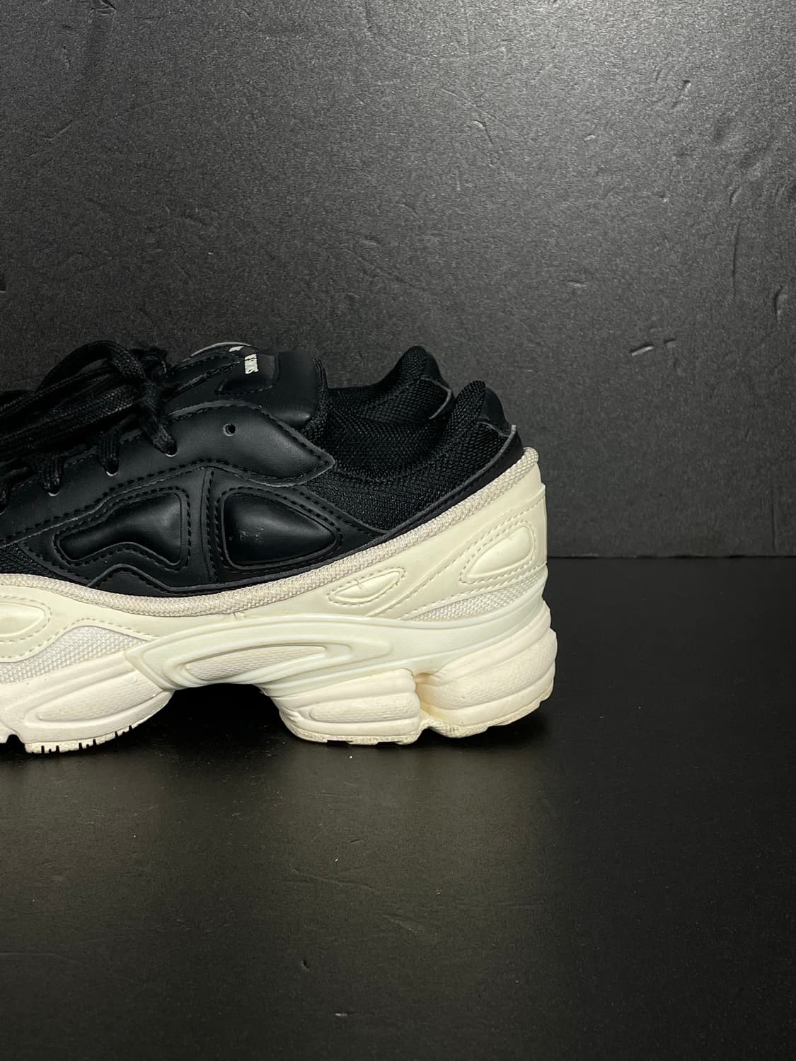 [250] 라프시몬스 X 아디다스 오즈위고 스니커즈 상품이미지6