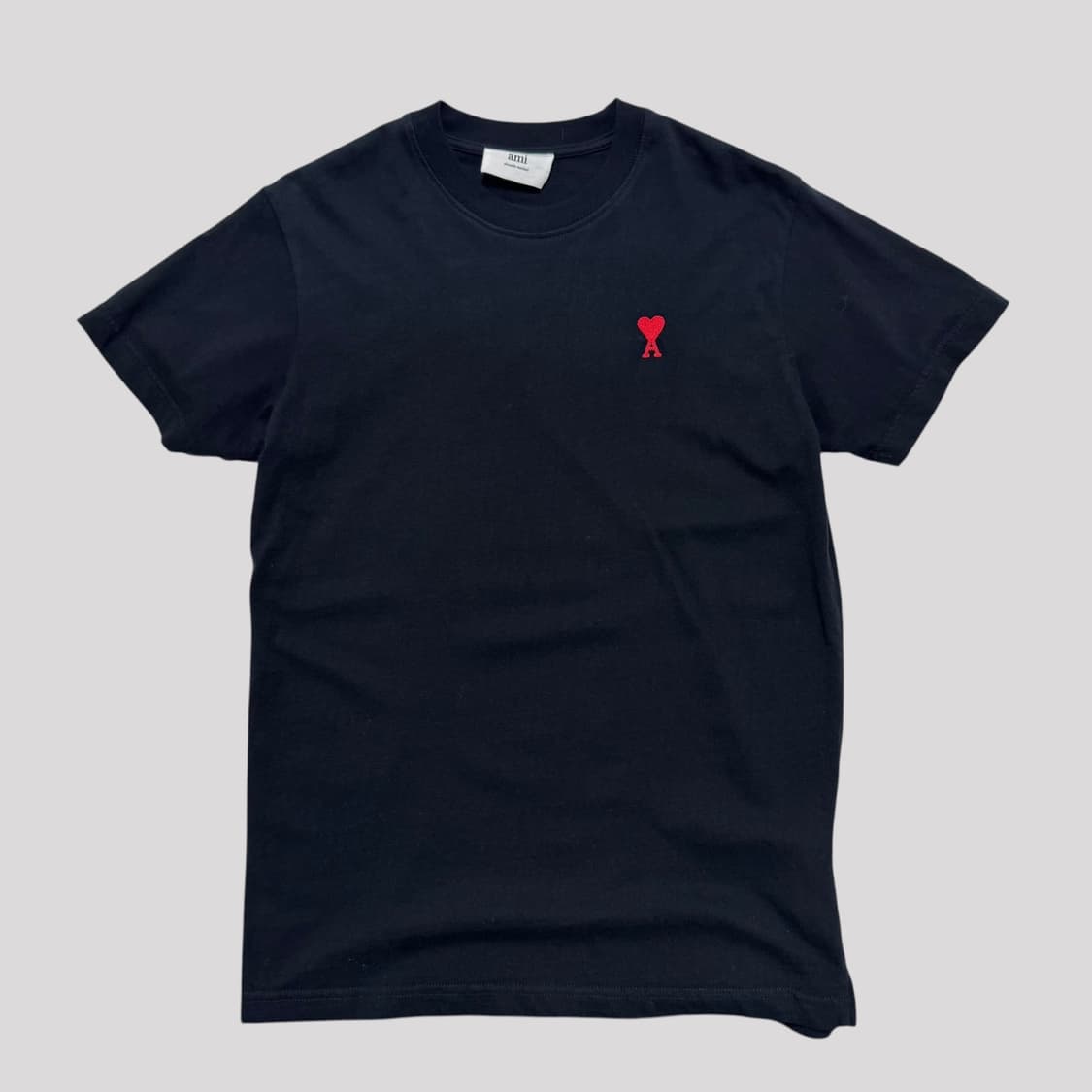 정품 아미 블랙 반팔 티셔츠 상품이미지1