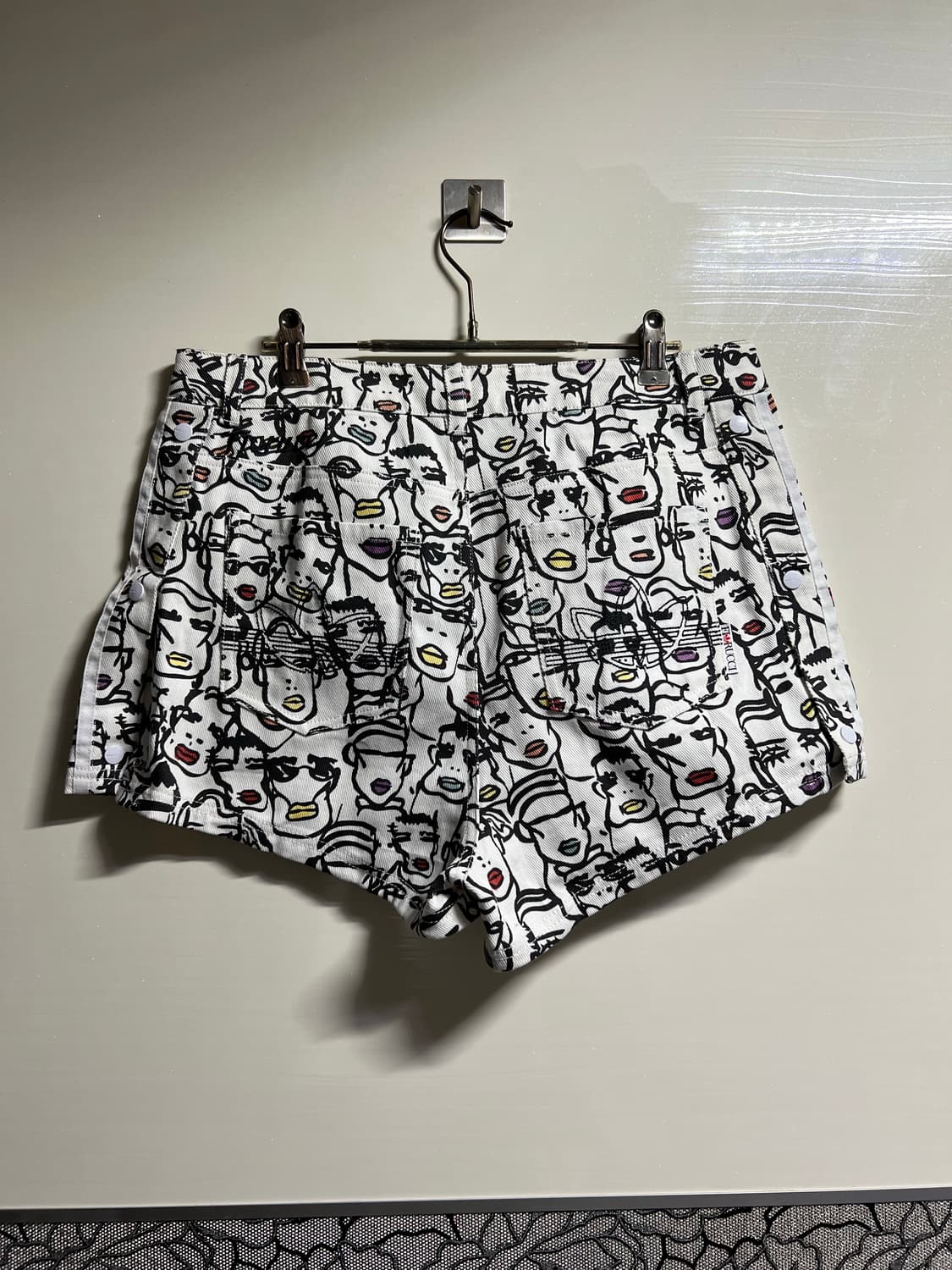 아디다스 x Fiorucci 하이라이트 숏팬츠 상품이미지7