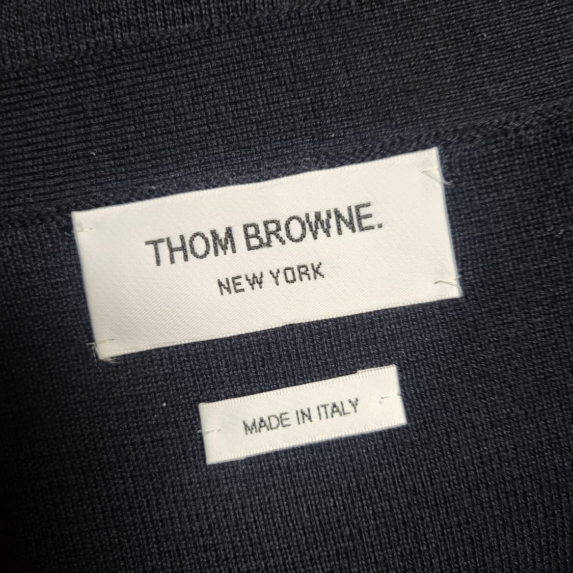 [신형/새상품급] 2 / 톰브라운 밀라노 스티치 금장 가디건  상품이미지5