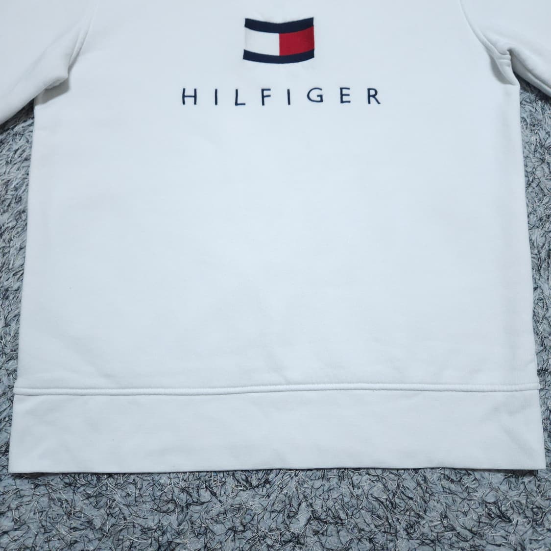 타미힐피거) L 남자 기모 맨투맨티셔츠 / 왕눈이샵 상품이미지4