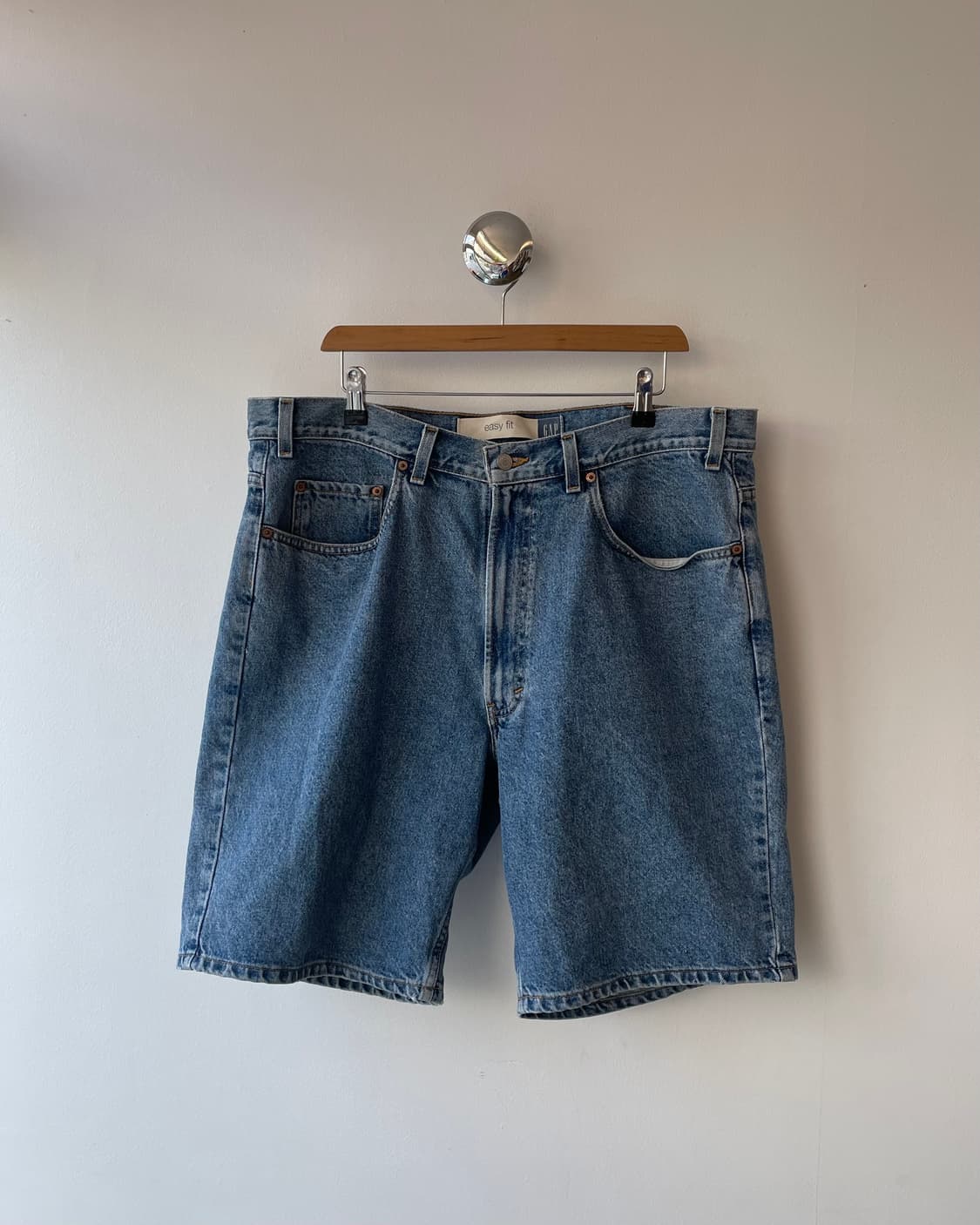 Old GAP Blue Jeans shorts  올드갭 데님 쇼츠 38“ 상품이미지3